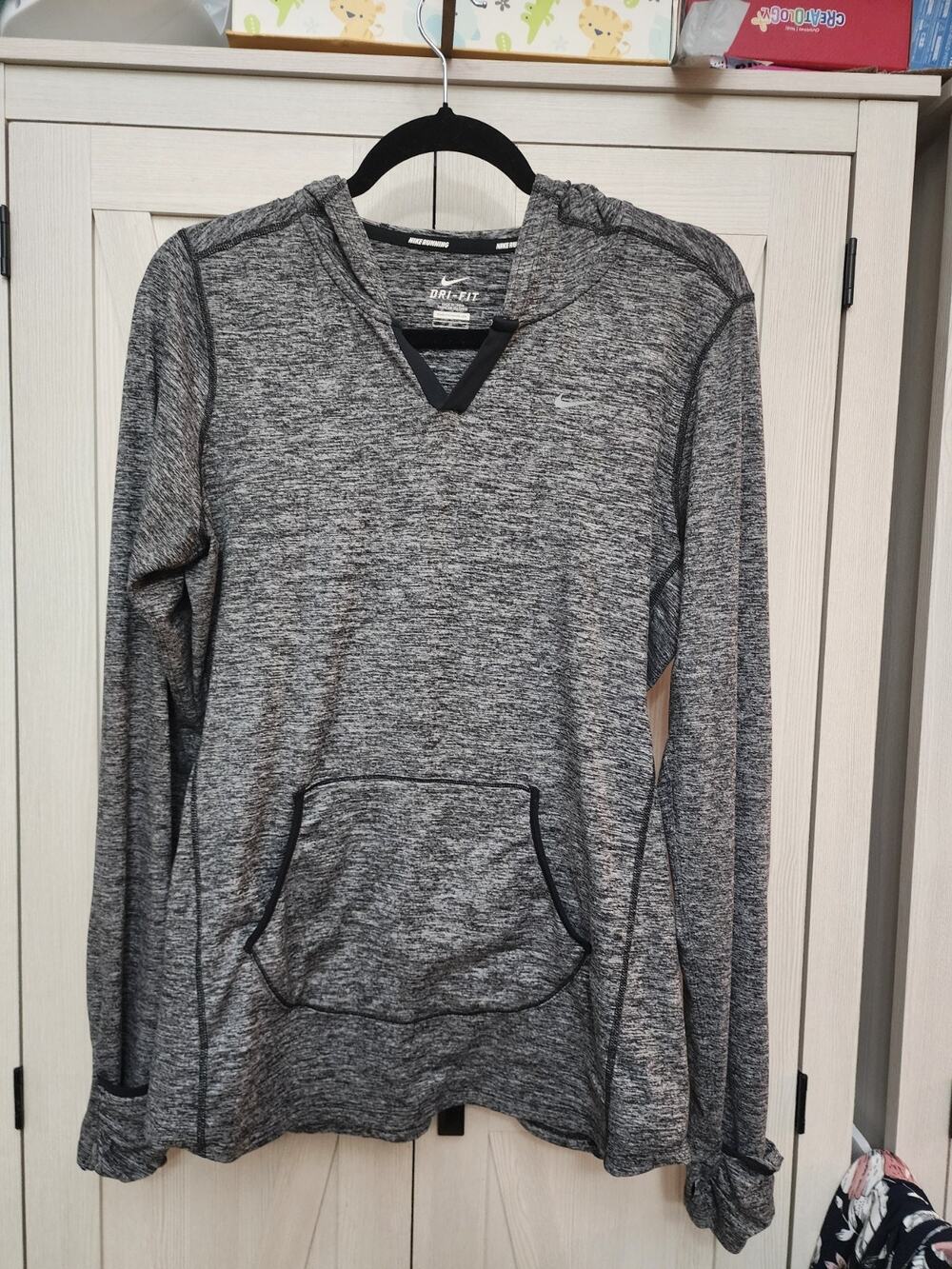 NIKE DRI-FIT RUNNING Size L Womens Blue Front Pocket Fitted Athletic Hoodie